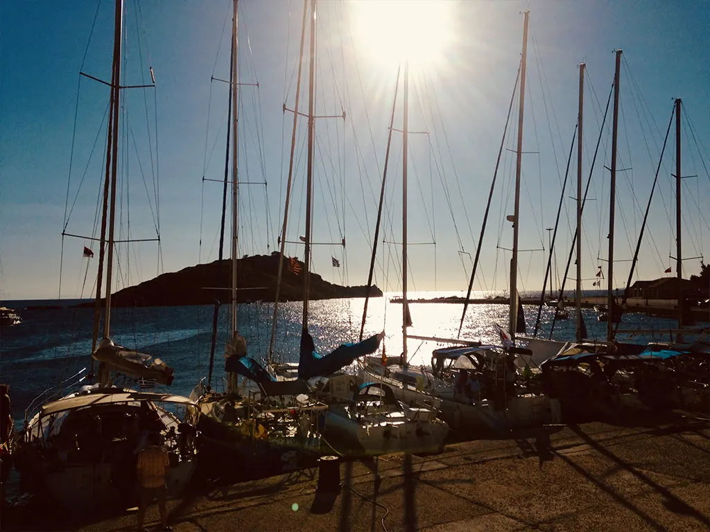 Sailing boats in the harbour